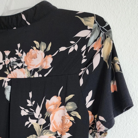 Ninedaily Women's 1/4 zip Pullover Floral Short Sleeve Blouse Sz L - Picture 9 of 10